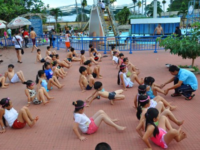 Tây Nguyên - thiếu nơi cho trẻ học bơi