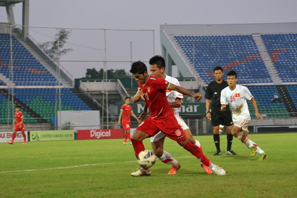 U23 Việt Nam ngược dòng thắng U23 Myamar