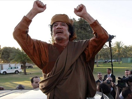 Những dấu mốc của ông Gaddafi qua ảnh