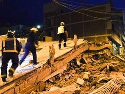 Tây Ban Nha liên tục rung lên vì động đất