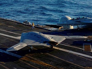 Hải quân Mỹ và cuộc thử nghiệm máy bay không người lái dị thường