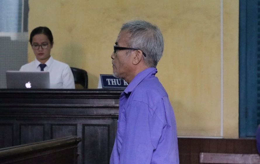Bị cáo Nguyễn Đào tại tòa sáng nay. Ảnh: Tân Châu