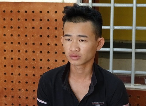Nguyễn Minh Hoài tại cơ quan công an. Ảnh: báo Tây Ninh.