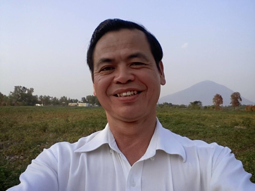 Từ 'quan' về hưu sớm, cựu bí thư Thành ủy Trần Hữu Hậu nay 'chăm lo làm kinh tế gia đình'.