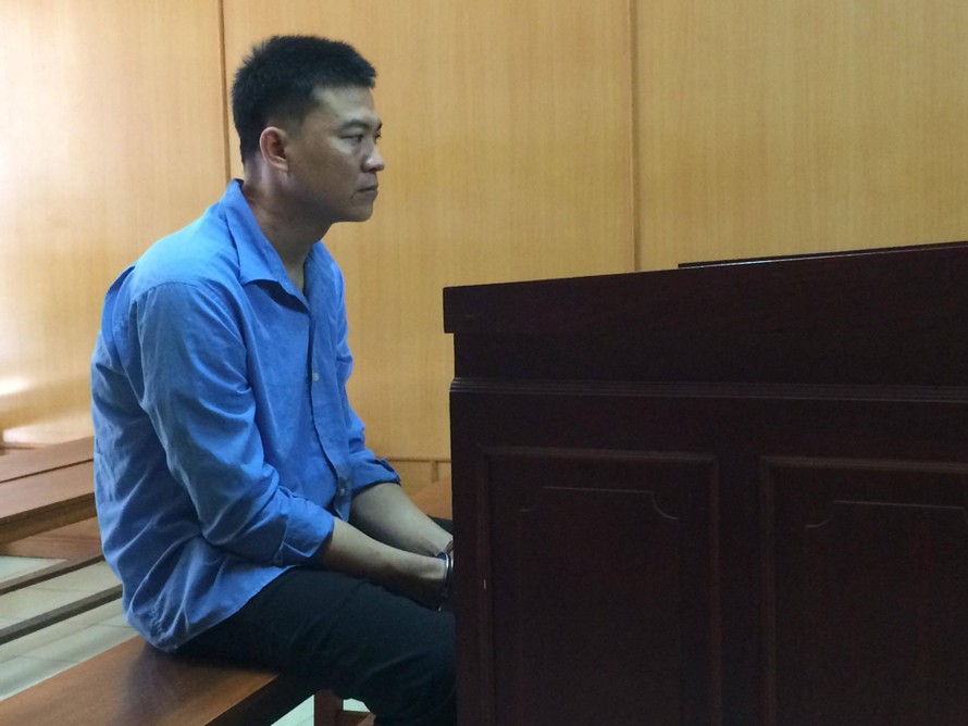 Huỳnh Văn Rít, kẻ giết vợ rồi ôm xác cố thủ, nay lãnh án tử hình.