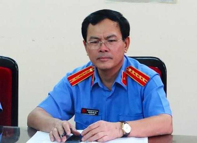 Ông Nguyễn Hữu Linh lúc còn đương chức, ngày mai ông Linh hầu tòa trong vai trò bị cáo.