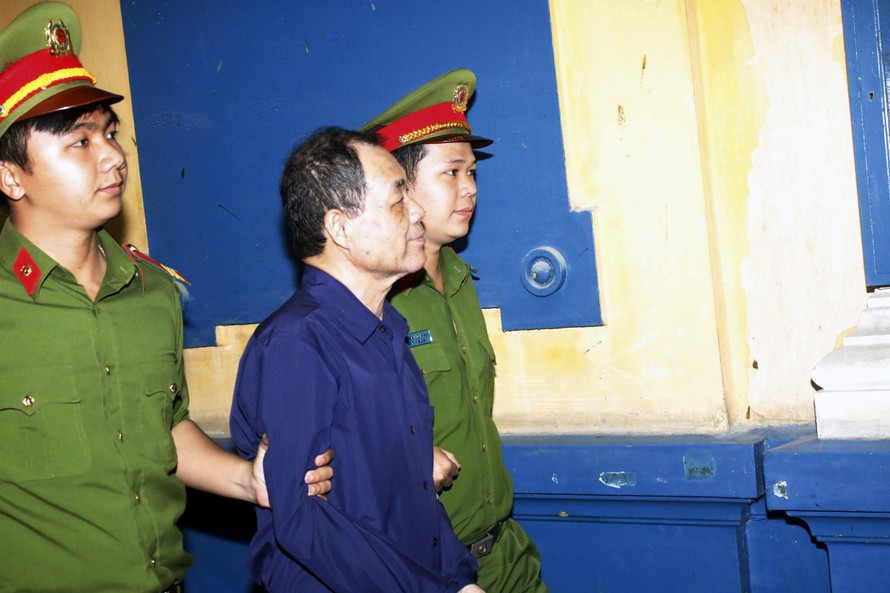 Ông Trầm Bê trong phiên xử trước bị tuyên 4 năm tù, nay đang đối diện với án phạt nặng hơn trong vụ án mà Cơ quan điều tra vừa kết luận. Ảnh: Tân Châu.