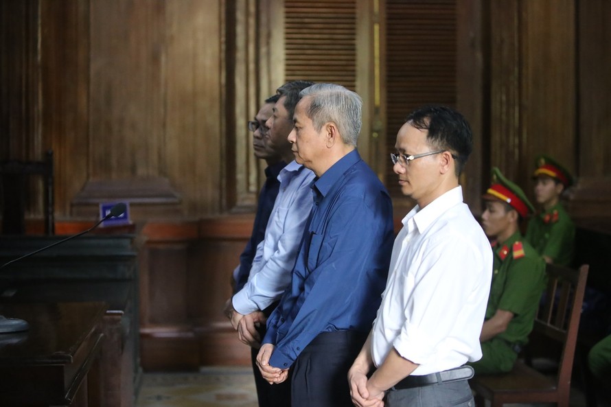 9h sáng mai Tòa sẽ tuyên án đối với 5 bị cáo là cựu lãnh đạo, cán bộ của TPHCM. Ảnh: Tân Châu