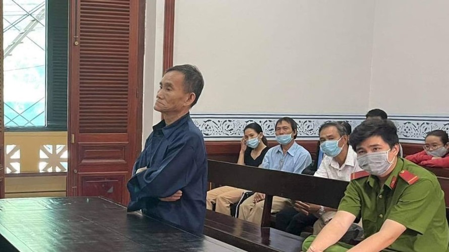 Bị cáo Nguyễn Văn Gương tại phiên tòa. Ảnh: T.M