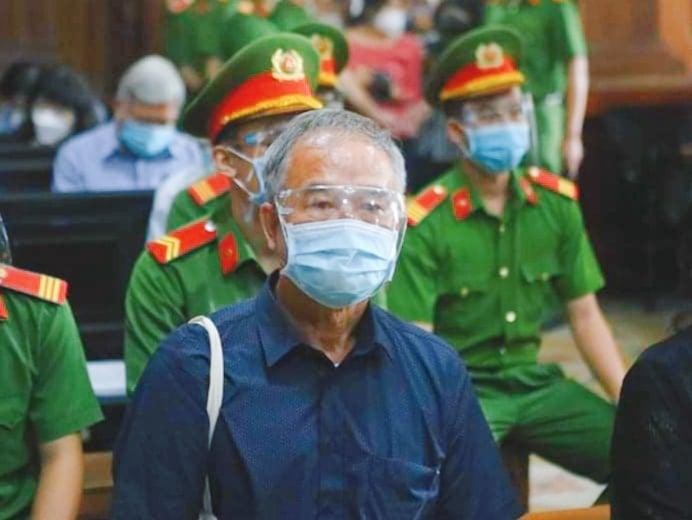 Cựu phó Chủ tịch UBND TPHCM Nguyễn Thành Tài vừa bị Viện kiểm sát đề nghị phạt 5-6 năm tù