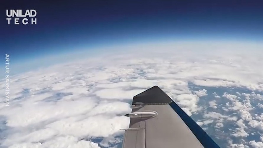 VIDEO: Ngắm khí quyển Trái Đất ở độ cao 19.000 m