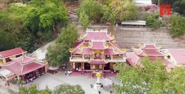 Những địa điểm tâm linh hút khách nhất Việt Nam