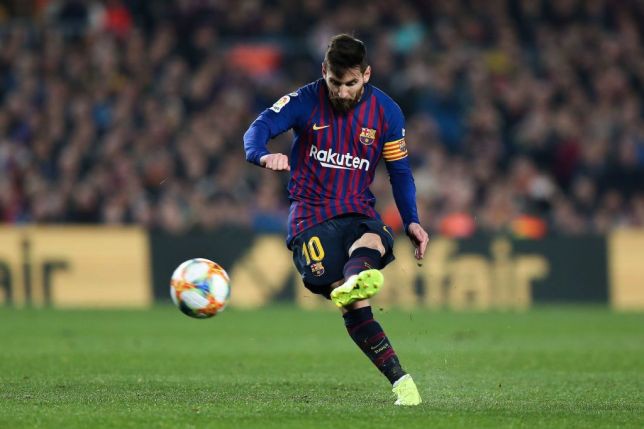 Messi và những cú sút phạt kinh điển trong PES 2019