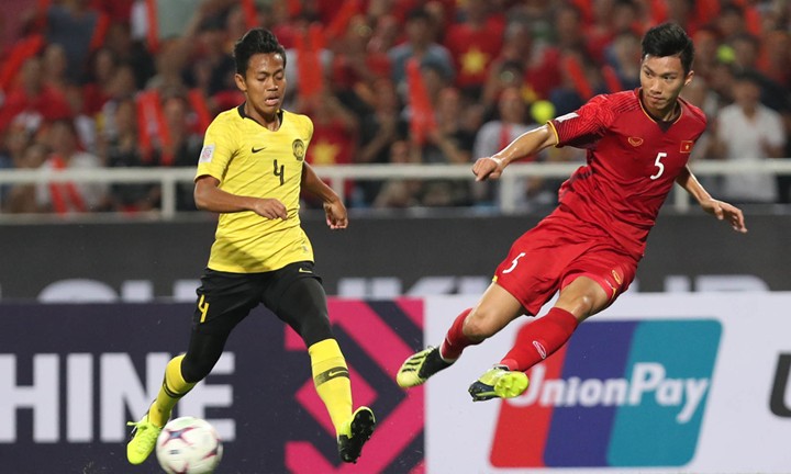 Chuẩn bị bảo hộ cổ động viên Việt Nam sang Malaysia cổ vũ AFF Cup 
