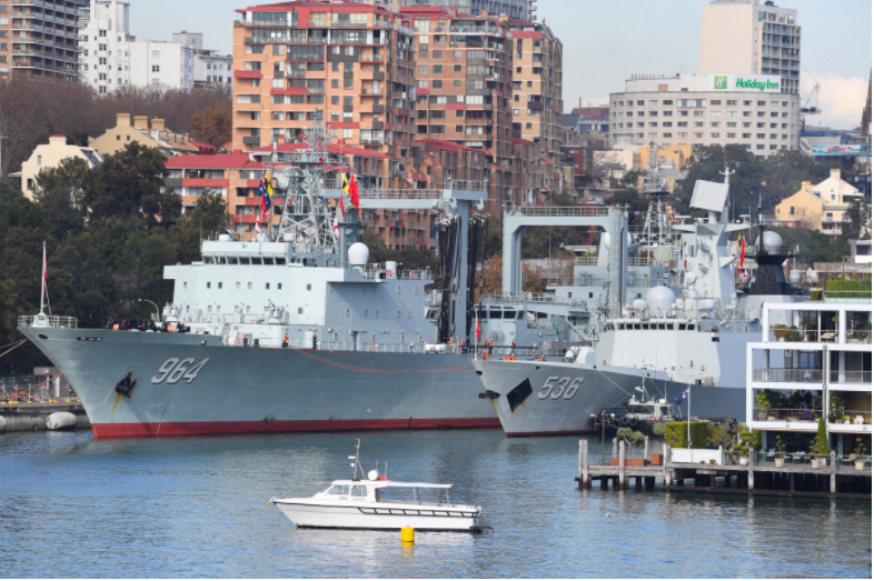 Các tàu quân sự Trung Quốc đang đậu ở Sydney. (Ảnh: EPA)
