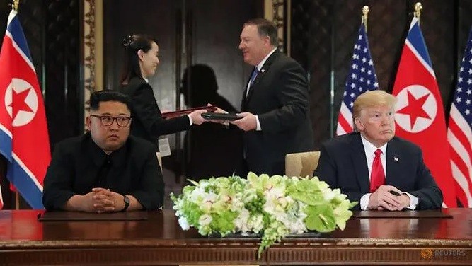 Tổng thống Mỹ Donald Trump và Chủ tịch Triều Tiên Kim Jong Un trong cuộc gặp tại Singapore vào tháng 6/2018. (Ảnh: Reuters)