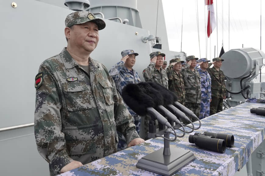 Chủ tịch Trung Quốc Tập Cận Bình phát biểu trước Hải quân Trung Quốc vào tháng 4 năm ngoái. (Ảnh: AP)