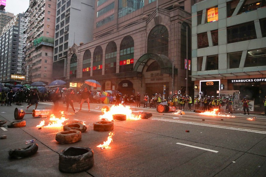Đợt biểu tình lần này ở Hong Kong đã kéo dài hơn 4 tháng. (Ảnh: SCMP)