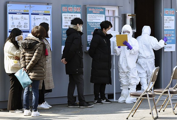 Tình hình dịch Covid-19 ở Hàn Quốc đang diễn biến phức tạp. (Ảnh: Reuters)
