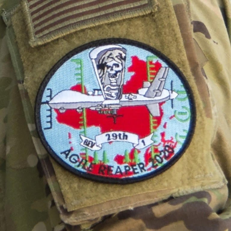 Miếng dán trên đồng phục của lực lượng Mỹ có hình ảnh bản đồ Trung Quốc màu đỏ. (Ảnh: Air Force)
