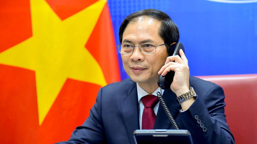 Bộ trưởng Ngoại giao Bùi Thanh Sơn tại cuộc điện đàm. (Ảnh: Mofa)