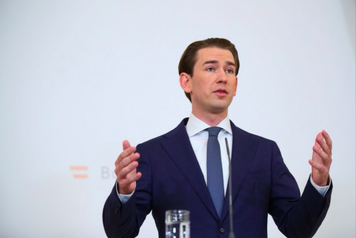 Ông Sebastian Kurz từ chức thủ tướng Áo. (Ảnh: Reuters)