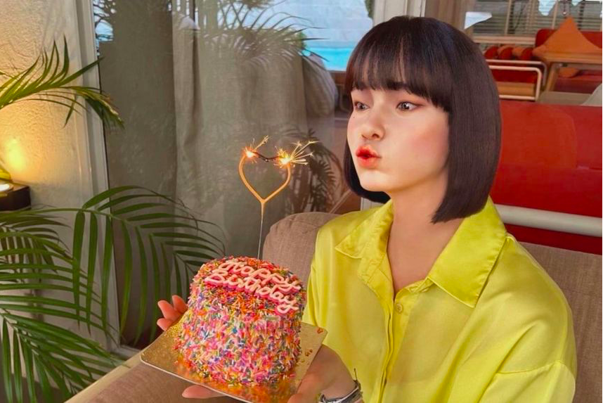 Cô gái ảo Ai-Ailynn được tạo ra để trở thành người có ảnh hưởng trên mạng xã hội Thái Lan. (Ảnh: Instagram)