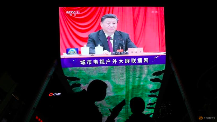 Màn hình chiếu hình ảnh ông Tập Cận Bình tại Hội nghị lần thứ 6 của Đảng Cộng sản Trung Quốc tại Bắc Kinh. (Ảnh: Reuters)