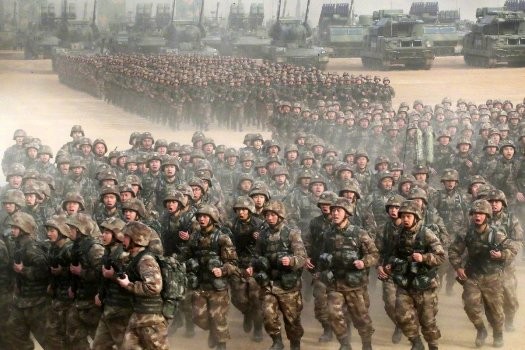 Năm 2019, quân đội Trung Quốc ưu tiên nhiệm vụ chuẩn bị cho chiến tranh. (Ảnh: Xinhua)