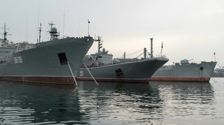  Chiến hạm Nga neo đậu tại cảng Sevastopol (Ukraine). Ảnh: AFP
