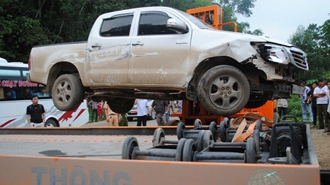 Chiếc xe mang biển kiểm soát Lào liên tiếp vượt các trạm kiểm soát trên đường Hồ Chí Minh trước khi đâm vào xe CSGT Công an Thanh Hóa - Ảnh: Tr.Đại.