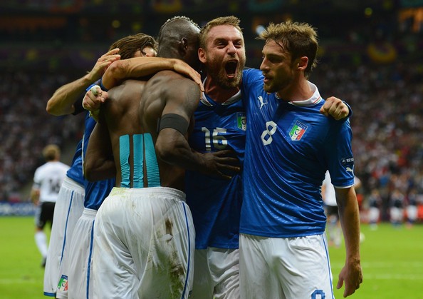 Niềm vui của các tuyển thủ Italia