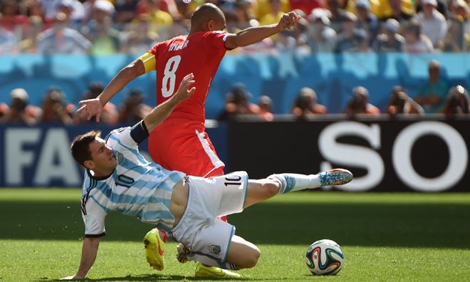 Kỷ lục World Cup đổ rạp dưới chân Messi