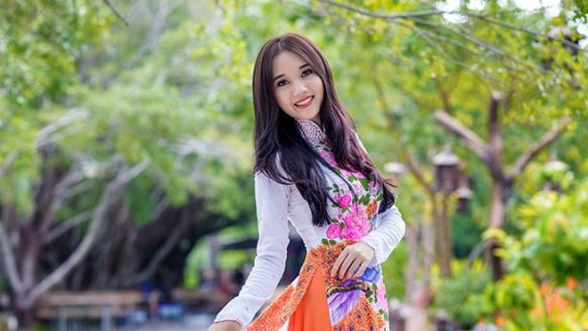 Thiếu nữ Phú Yên dự thi Hoa hậu Việt Nam