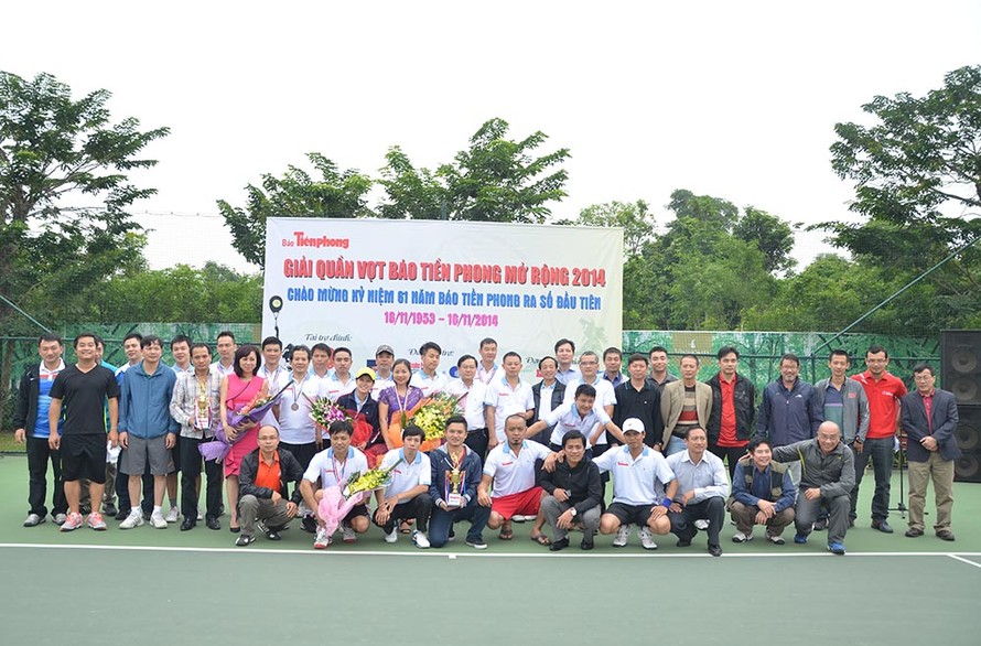 Sôi động giải quần vợt báo Tiền Phong mở rộng 2014
