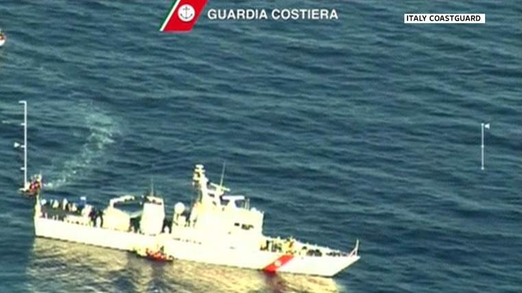 Đắm tàu kinh hoàng ở Địa Trung Hải, 400 người thiệt mạng