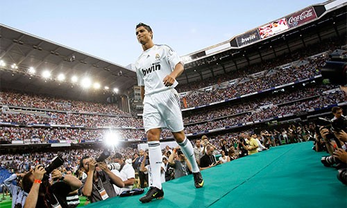Ronaldo đã tiến bộ rất nhiều từ sau màn sải bước ở Bernabeu ra mắt trong màu áo Real Madrid. Ảnh: Reuters.