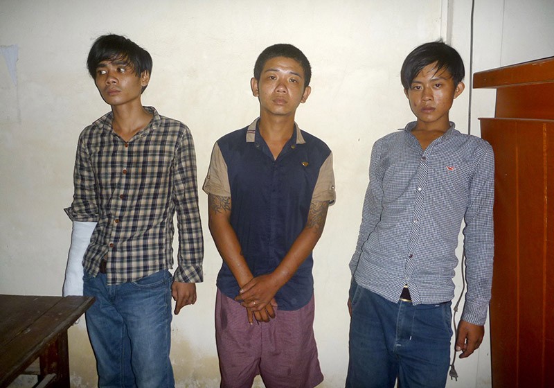 Nhóm đối tượng bị bắt giữ vào rạng sáng 5/9 (từ trái qua phải, Tấn, Đức, Khang).