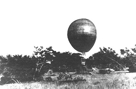 Chiếc khinh khí cầu được cho là của Hary Rogen và Derick Noidon trước khi bị Vệ binh cách mạng Cuba bắn hạ.