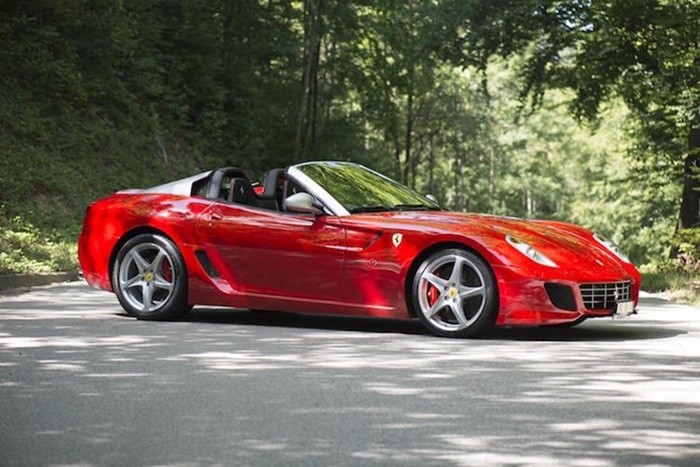 Siêu phẩm mui trần Ferrari 599 SA Apertas giá 30,2 tỷ