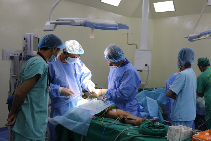 Bệnh viện Quốc tế Vinh phẫu thuật cho trẻ hở hàm ếch