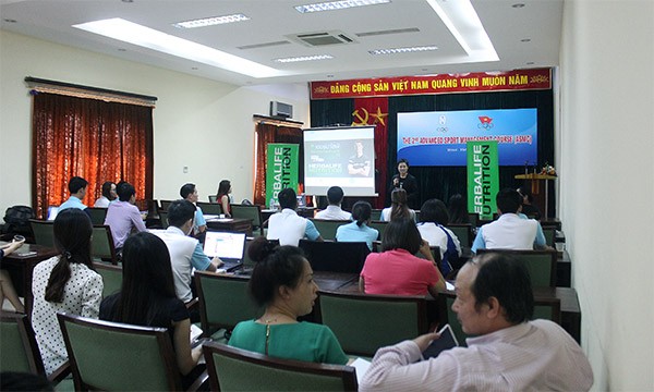 Buổi huấn luyện có sự tham dự của gần 60 quan chức, lãnh đạo cao cấp của Tổng cục TDTT Việt Nam.