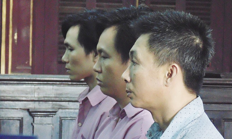 3 anh em ruột lãnh 42 năm tù. Ảnh: Tân Châu.