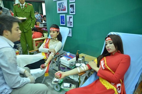 Sao Việt chia sẻ cảm xúc khi tham gia Chủ Nhật Đỏ