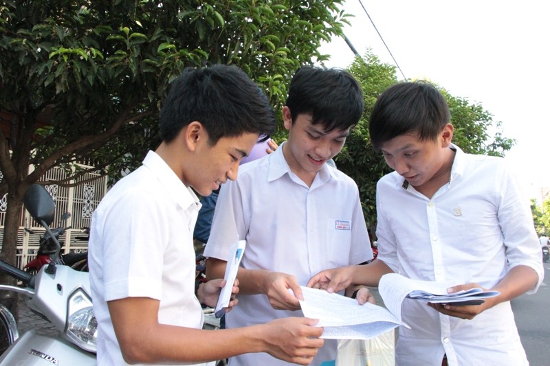 Năm học 2016 – 2017, tại Đà Nẵng, chỉ tiêu tuyển sinh vào lớp 10 vào các trường THPT là 8.940, các Trung tâm GDTX, KTTH HN và DN là 755 chỉ tiêu. Ảnh: Đào Phan.