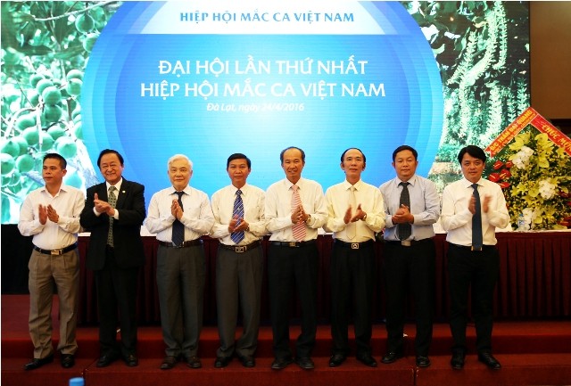 Ban Chấp hành Hiệp hội Mắc ca Việt Nam.