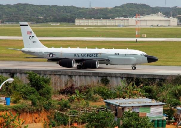 Máy bay trinh sát RC-135 của Không quân Mỹ. (Ảnh minh họa: Reuters)