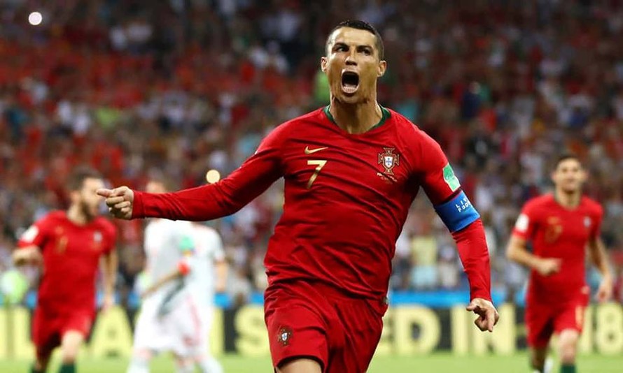 Tây Ban Nha 3-3 Bồ Đào Nha: Cú hat-trick ấn tượng của C.Ronaldo