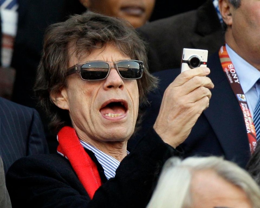 Brazil hãi 'vía đen' thành viên ban nhạc Rolling Stones