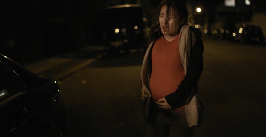 Nhã Phương mang bầu, khổ sở trong phim ngắn chiếu tại Cannes. Ảnh cắt từ trailer.